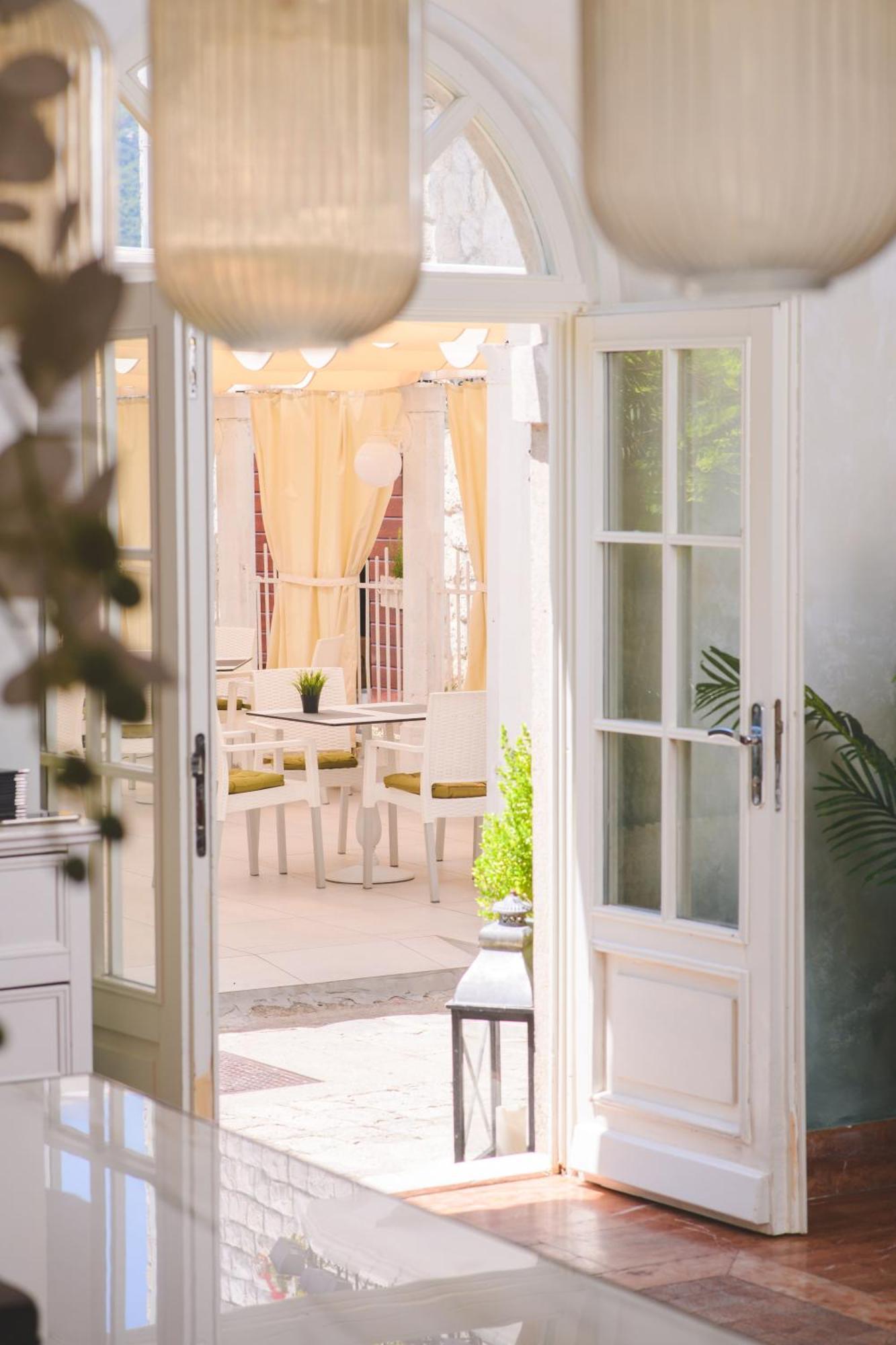 Vila Perast Boutique Hotel Exterior photo